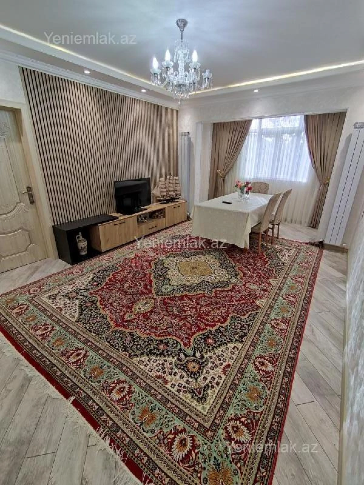 Satılır 4 otaqlı köhnə tikili 85 m²