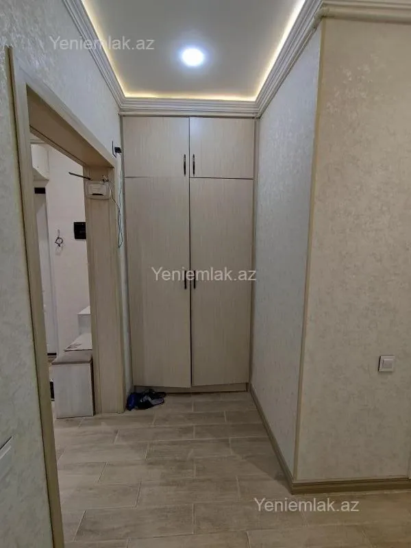 Satılır 4 otaqlı köhnə tikili 85 m²