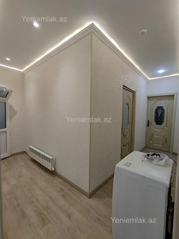 Satılır 4 otaqlı köhnə tikili 85 m²