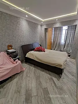Satılır 4 otaqlı köhnə tikili 85 m²