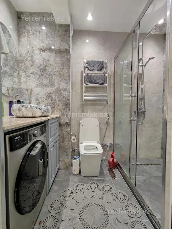 Satılır 4 otaqlı köhnə tikili 85 m²