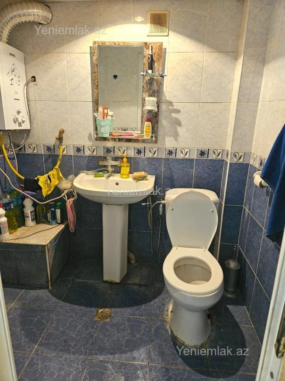 Satılır 2 otaqlı köhnə tikili 50 m²