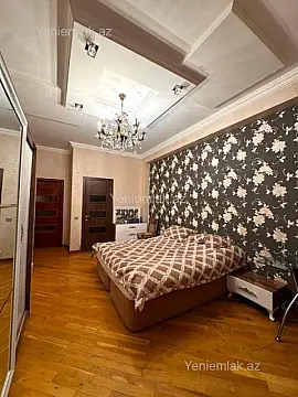 Satılır 3 otaqlı yeni tikili 150 m²