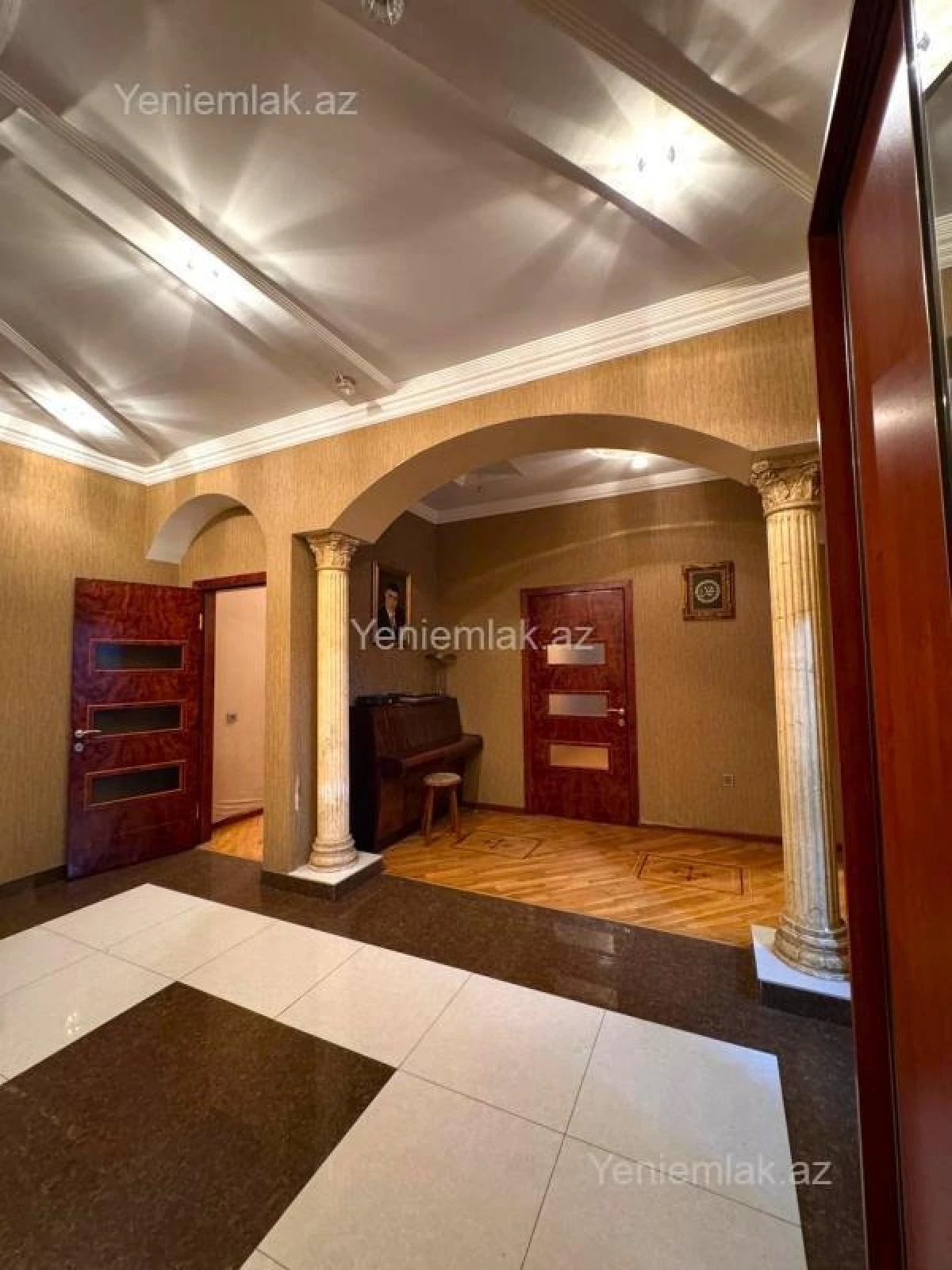 Satılır 3 otaqlı yeni tikili 150 m²