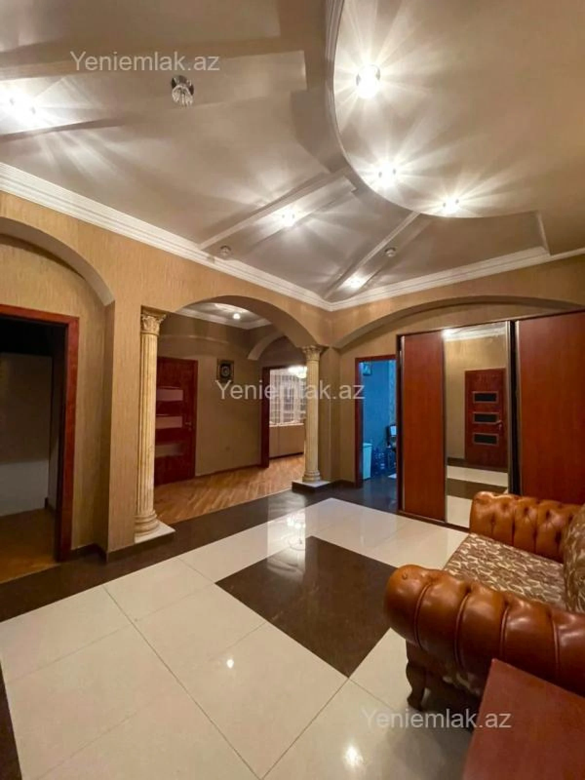 Satılır 3 otaqlı yeni tikili 150 m²