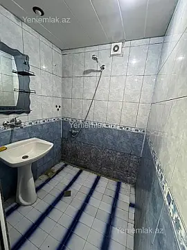 Satılır 3 otaqlı köhnə tikili 55 m²