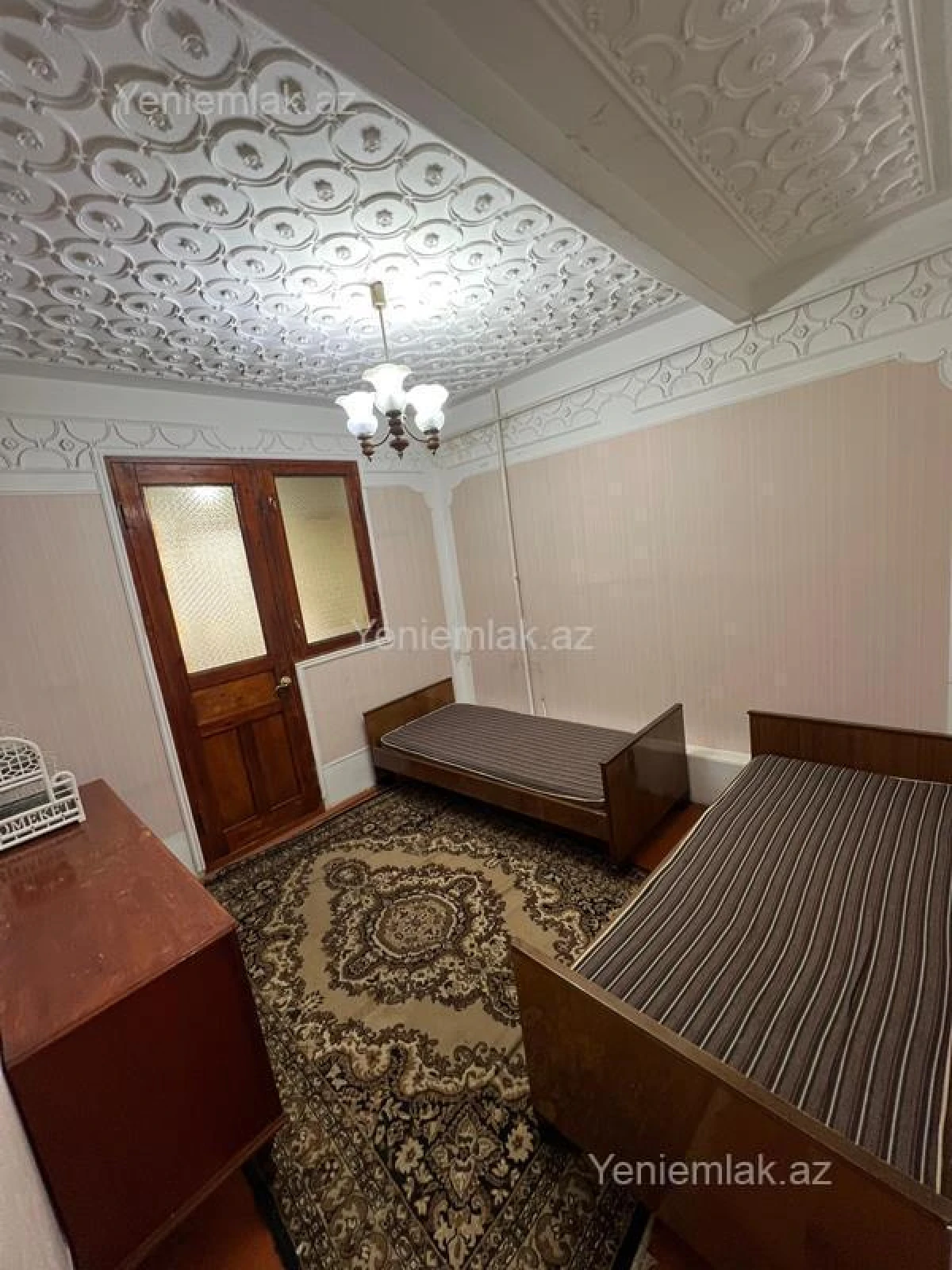 Satılır 3 otaqlı köhnə tikili 55 m²