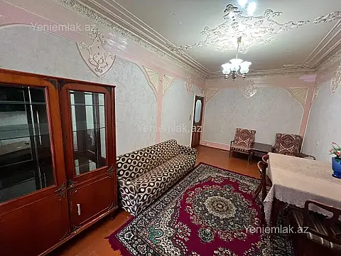 Satılır 3 otaqlı köhnə tikili 55 m²
