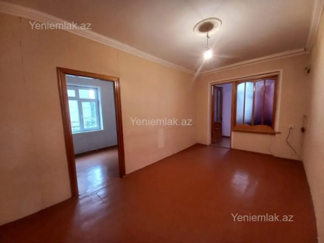 Satılır 2 otaqlı köhnə tikili 50.6 m²