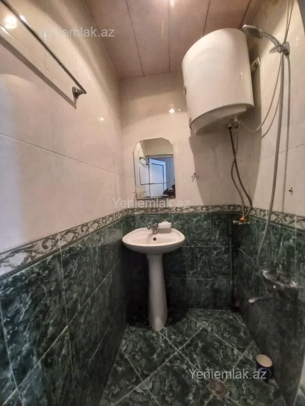 Satılır 2 otaqlı köhnə tikili 50.6 m²