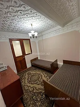 Satılır 3 otaqlı köhnə tikili 65 m²