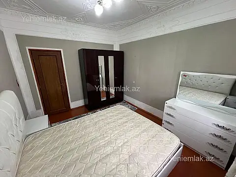 Satılır 3 otaqlı köhnə tikili 65 m²