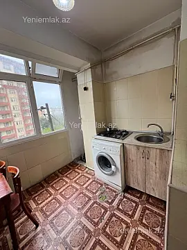 Satılır 3 otaqlı köhnə tikili 65 m²