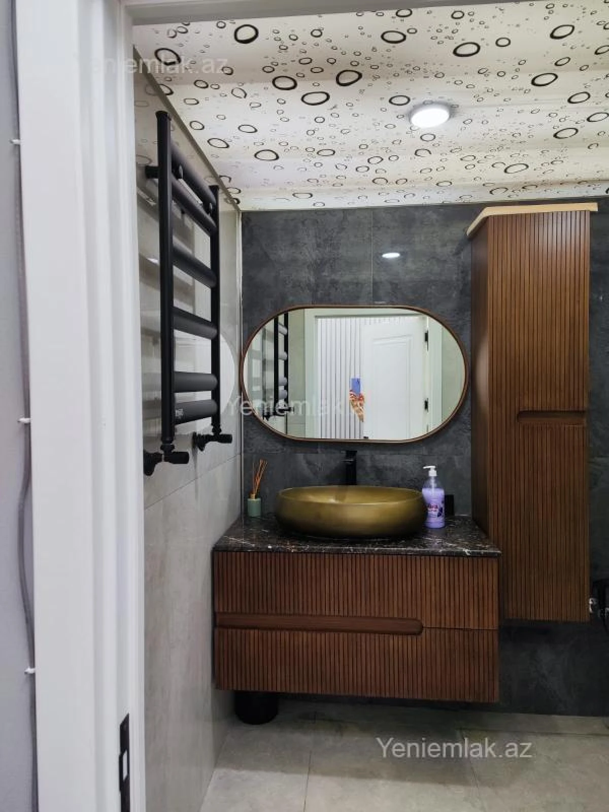 Satılır 2 otaqlı yeni tikili 60 m²