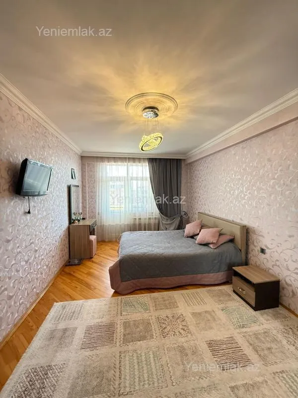 Satılır 3 otaqlı yeni tikili 124 m²