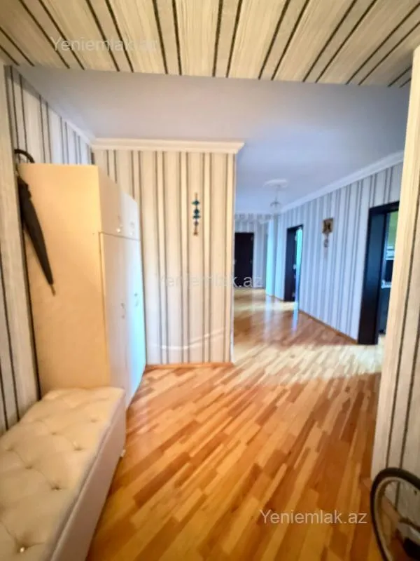 Satılır 3 otaqlı yeni tikili 124 m²