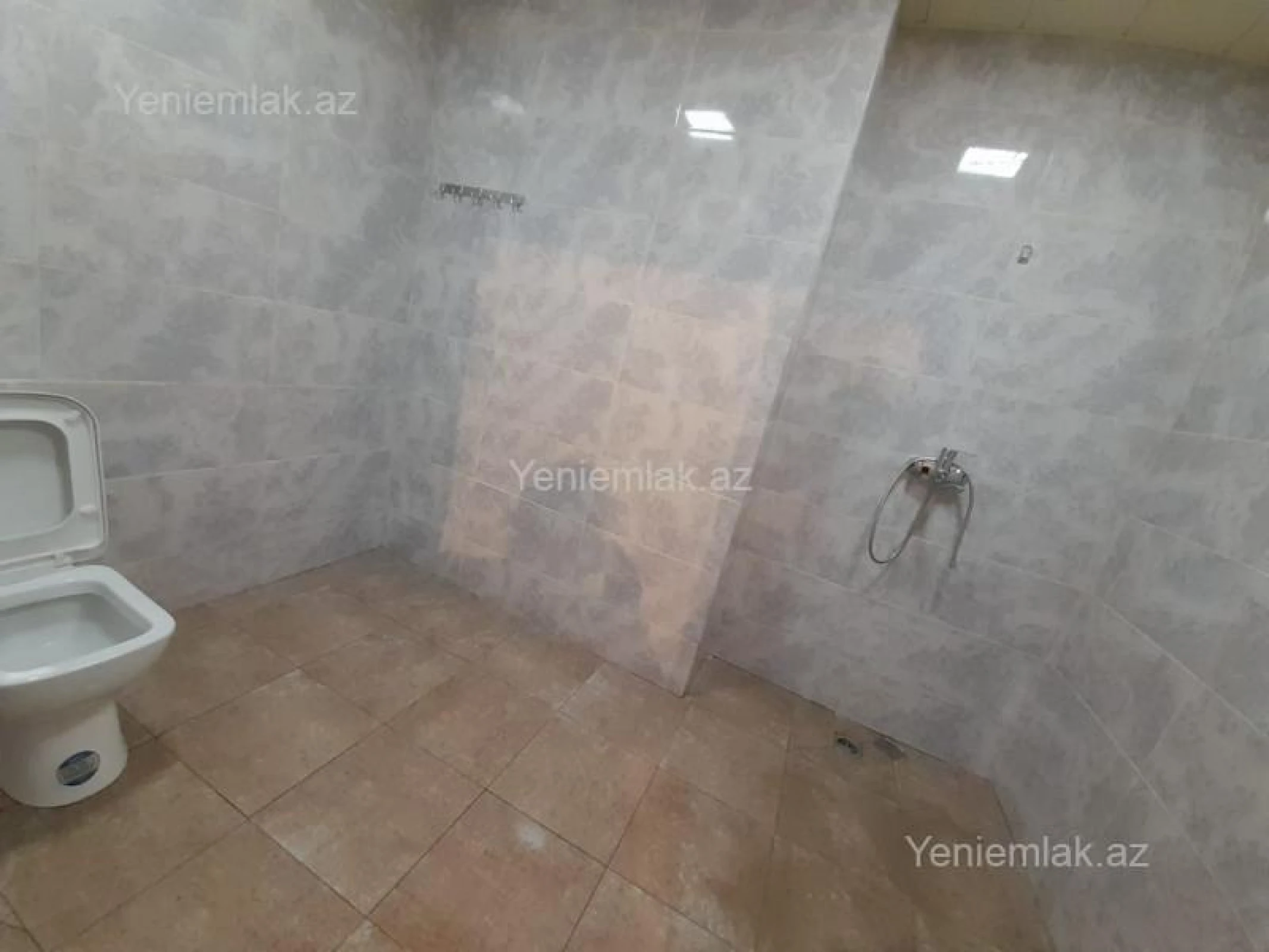 Satılır 3 otaqlı yeni tikili 112 m²