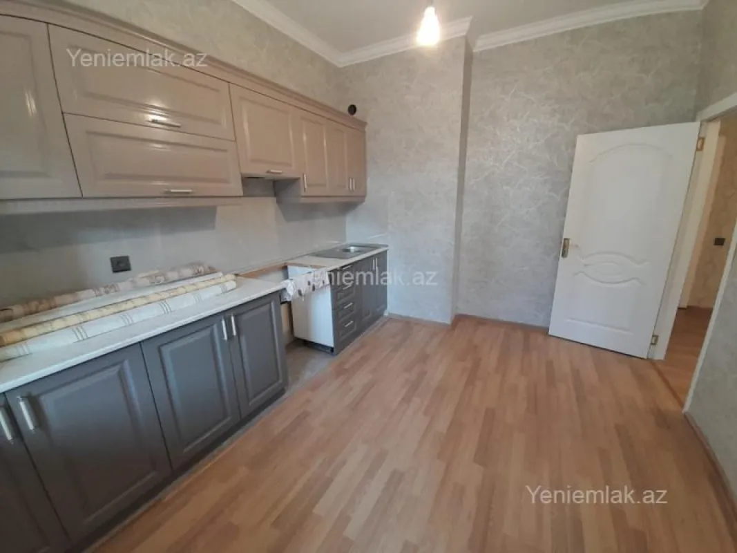 Satılır 3 otaqlı yeni tikili 112 m²
