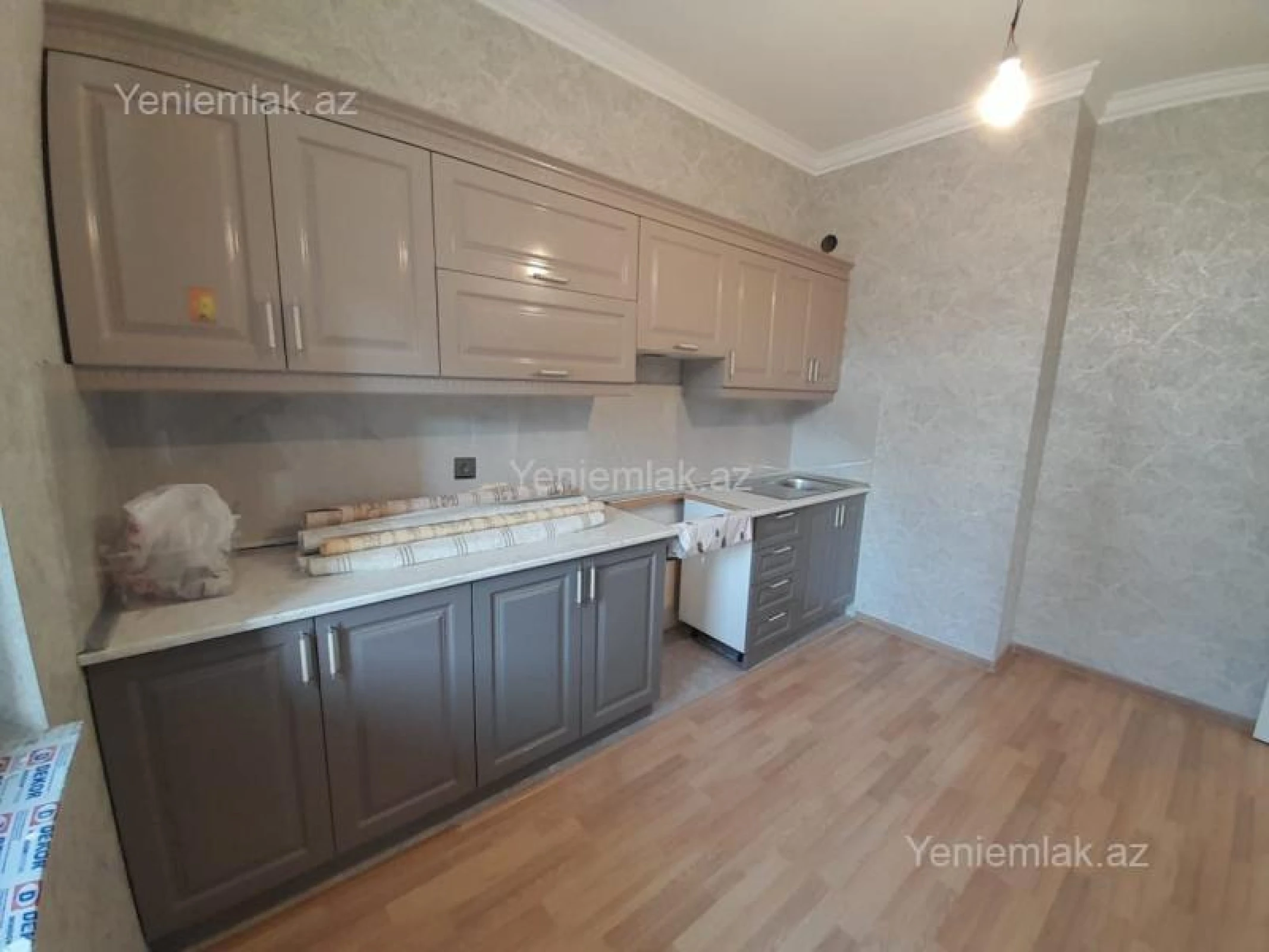 Satılır 3 otaqlı yeni tikili 112 m²
