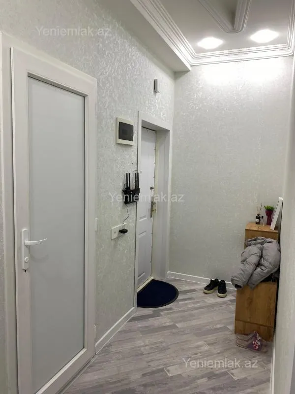 Satılır 2 otaqlı yeni tikili 60 m²