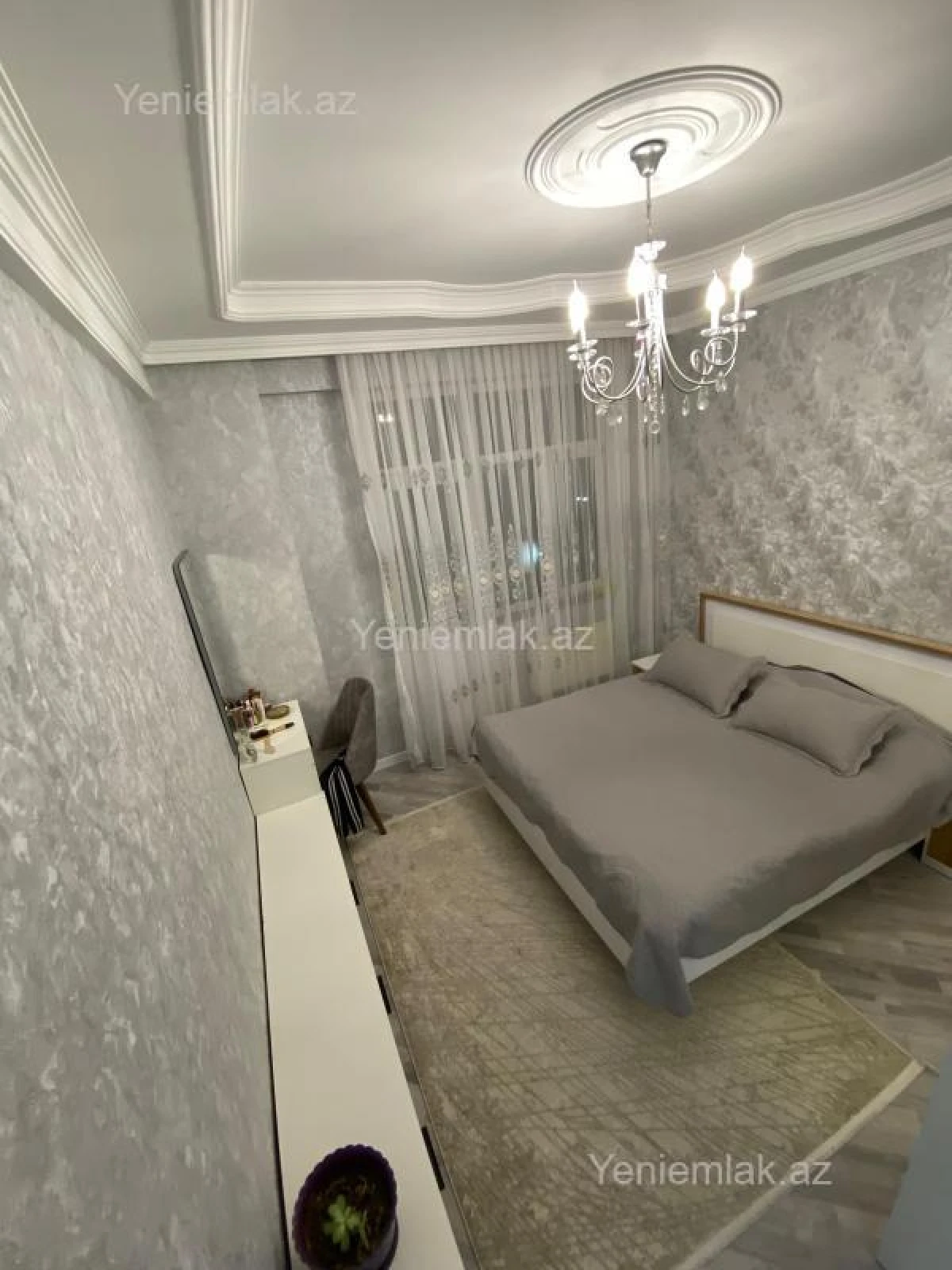 Satılır 2 otaqlı yeni tikili 60 m²