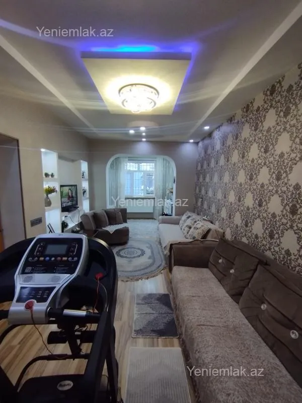 Satılır 6 otaqlı həyət evi 170 m²