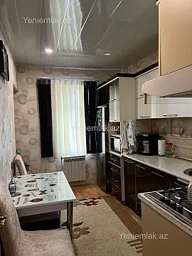 Satılır 3 otaqlı köhnə tikili 72 m²