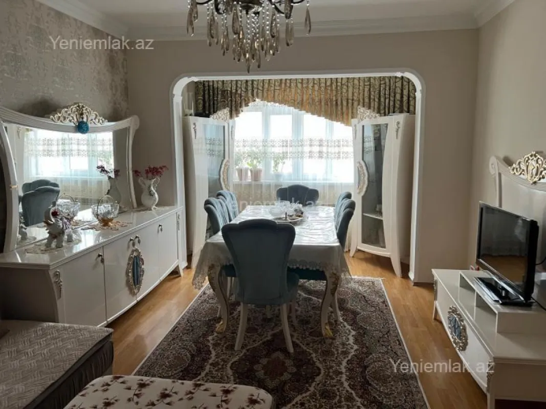 Satılır 3 otaqlı köhnə tikili 72 m²