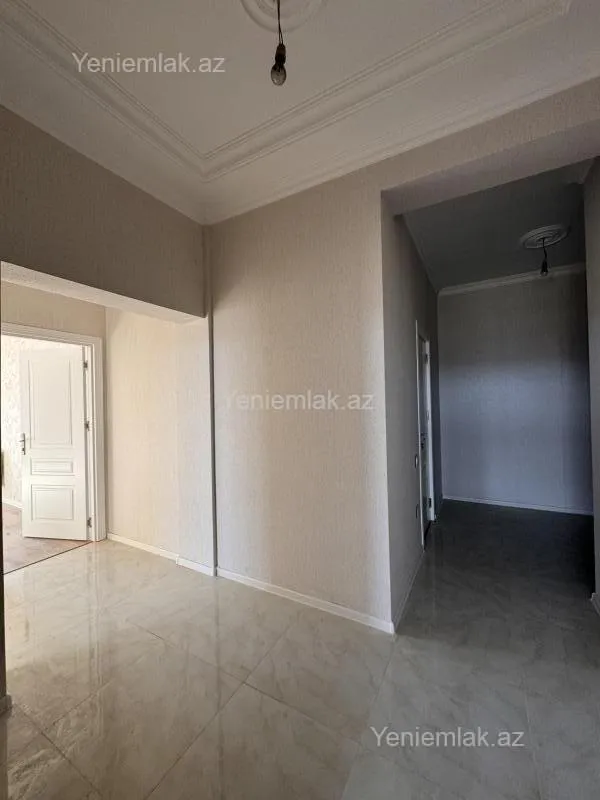 Satılır 2 otaqlı yeni tikili 78 m²