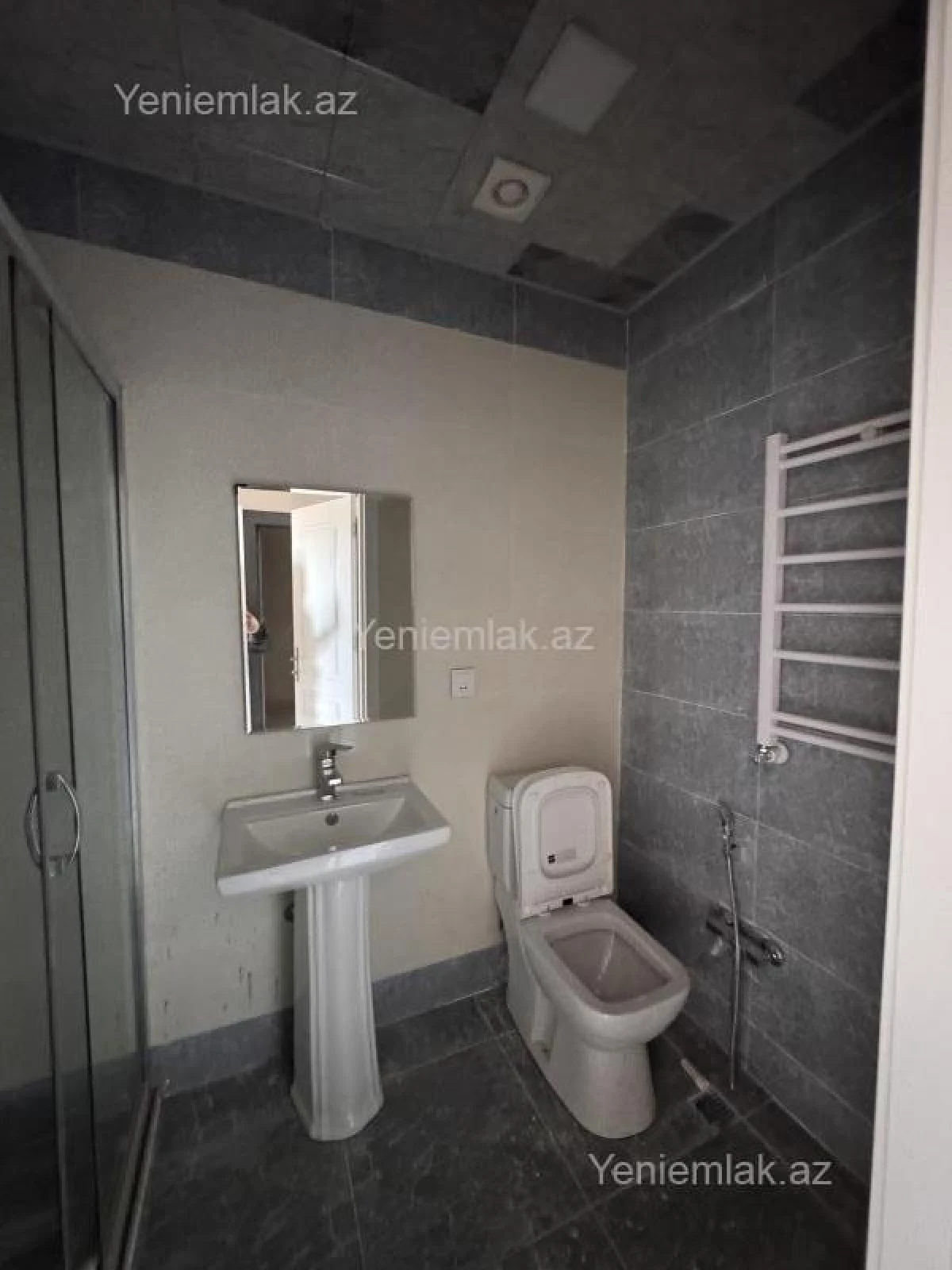 Satılır 2 otaqlı yeni tikili 78 m²