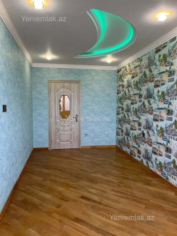 Satılır 3 otaqlı yeni tikili 135 m²
