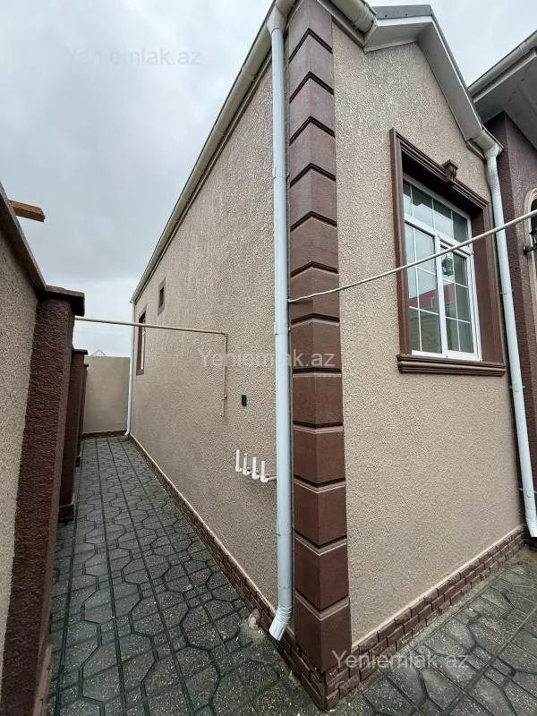 Satılır 3 otaqlı həyət evi 100 m²