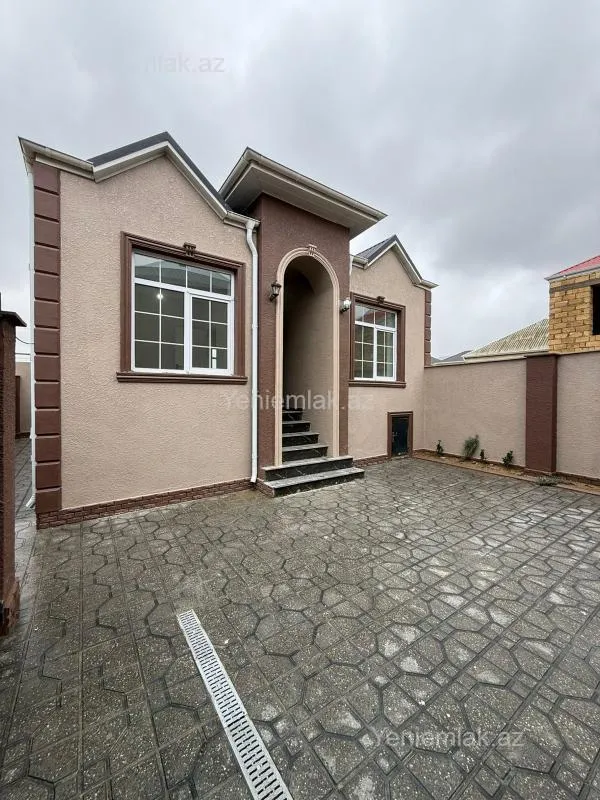 Satılır 3 otaqlı həyət evi 100 m²