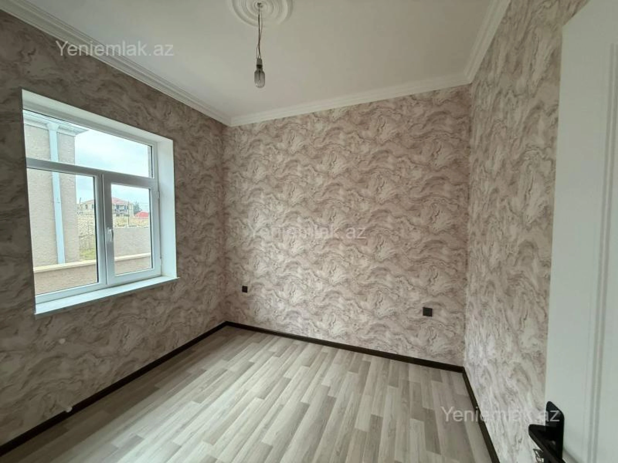 Satılır 3 otaqlı həyət evi 100 m²