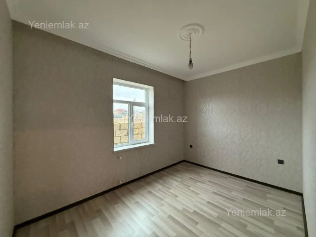 Satılır 3 otaqlı həyət evi 100 m²