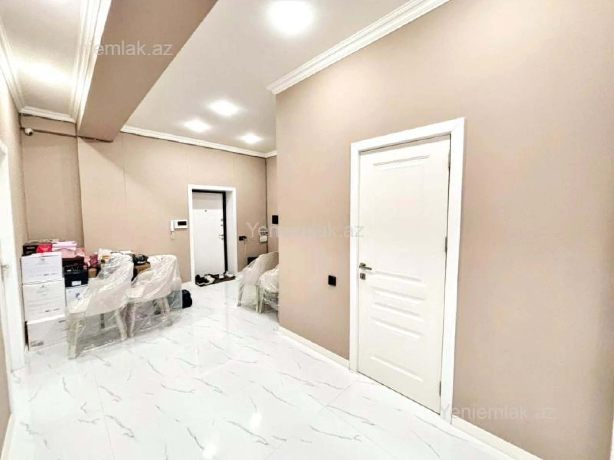 Satılır 3 otaqlı yeni tikili 120 m²