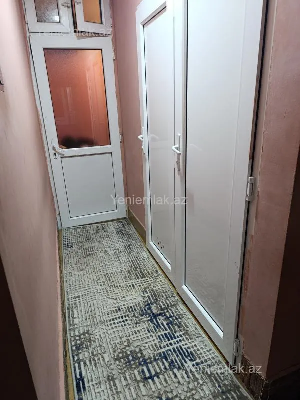 Satılır 2 otaqlı köhnə tikili 58 m²