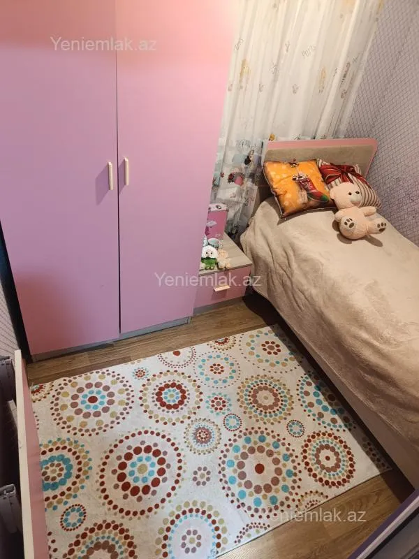 Satılır 2 otaqlı köhnə tikili 58 m²