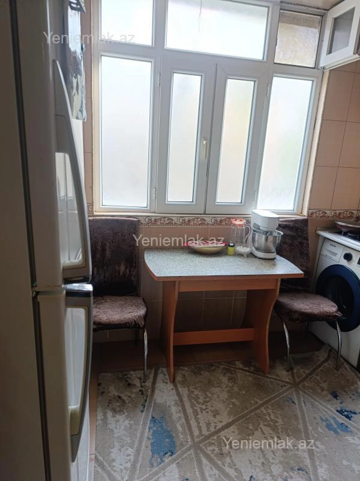 Satılır 2 otaqlı köhnə tikili 58 m²
