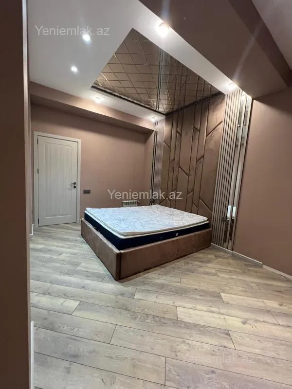 Satılır 2 otaqlı yeni tikili 72 m²