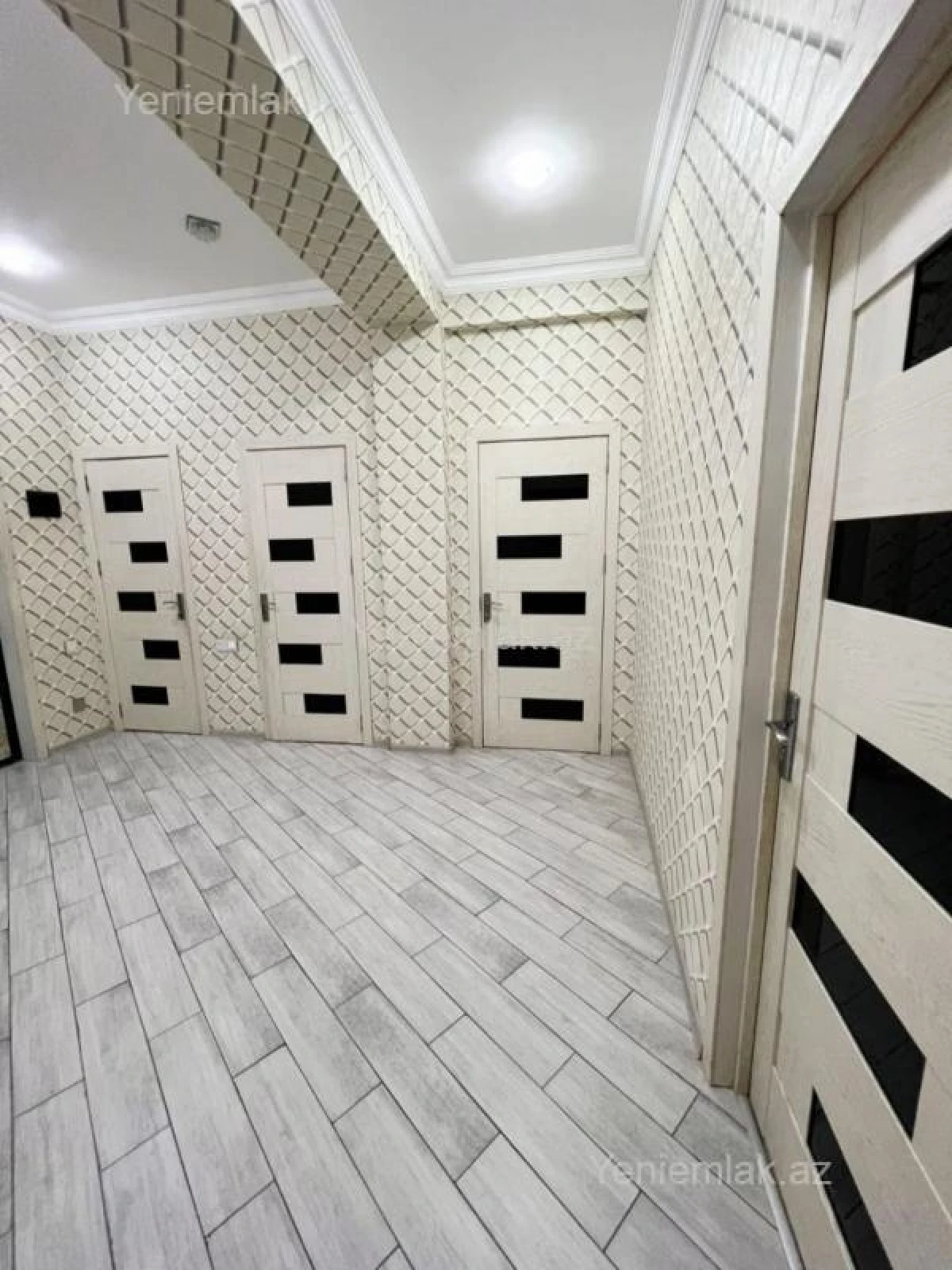 Satılır 2 otaqlı yeni tikili 75 m²