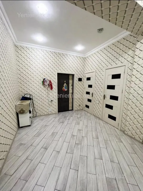 Satılır 2 otaqlı yeni tikili 75 m²