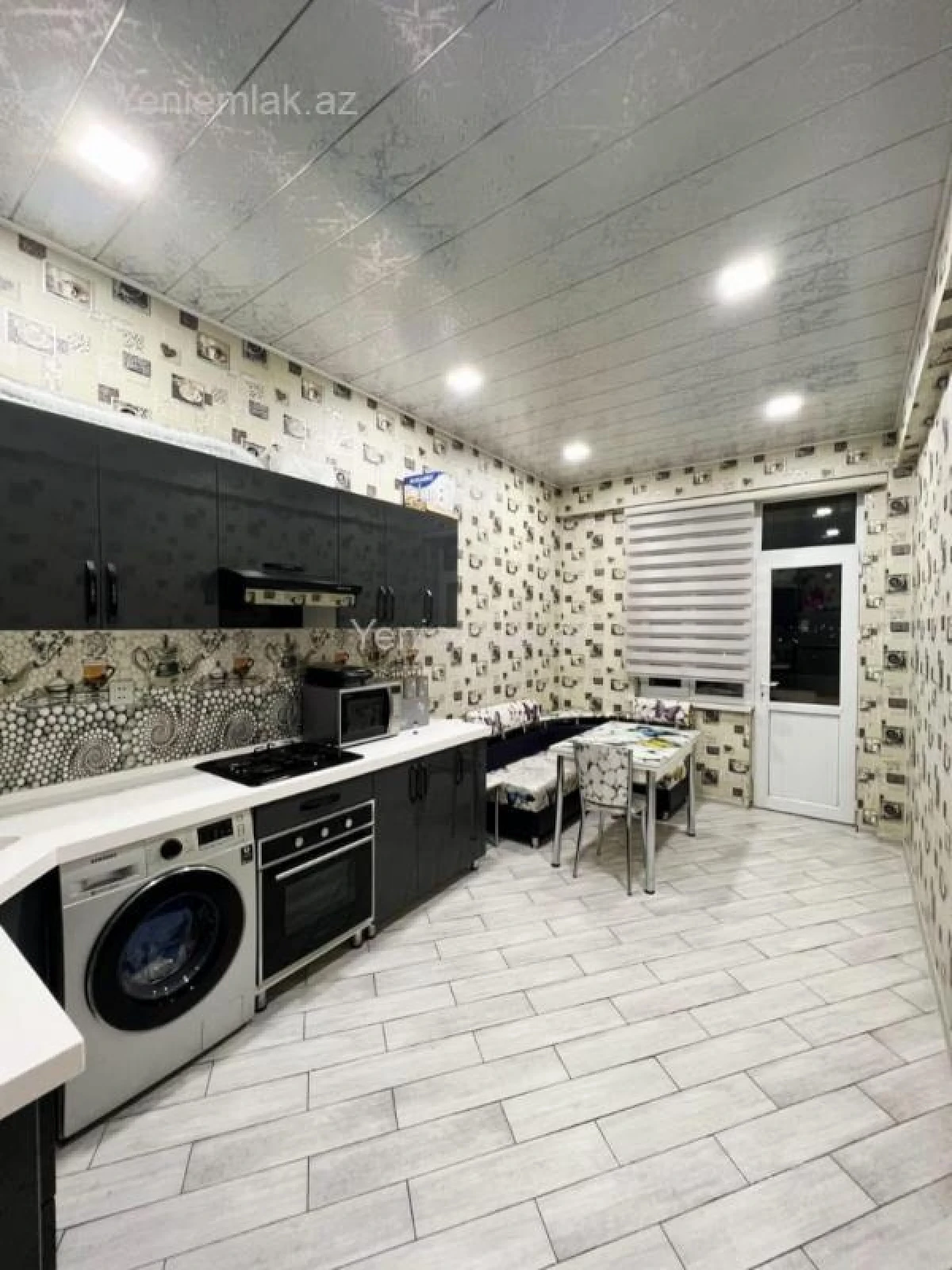 Satılır 2 otaqlı yeni tikili 75 m²