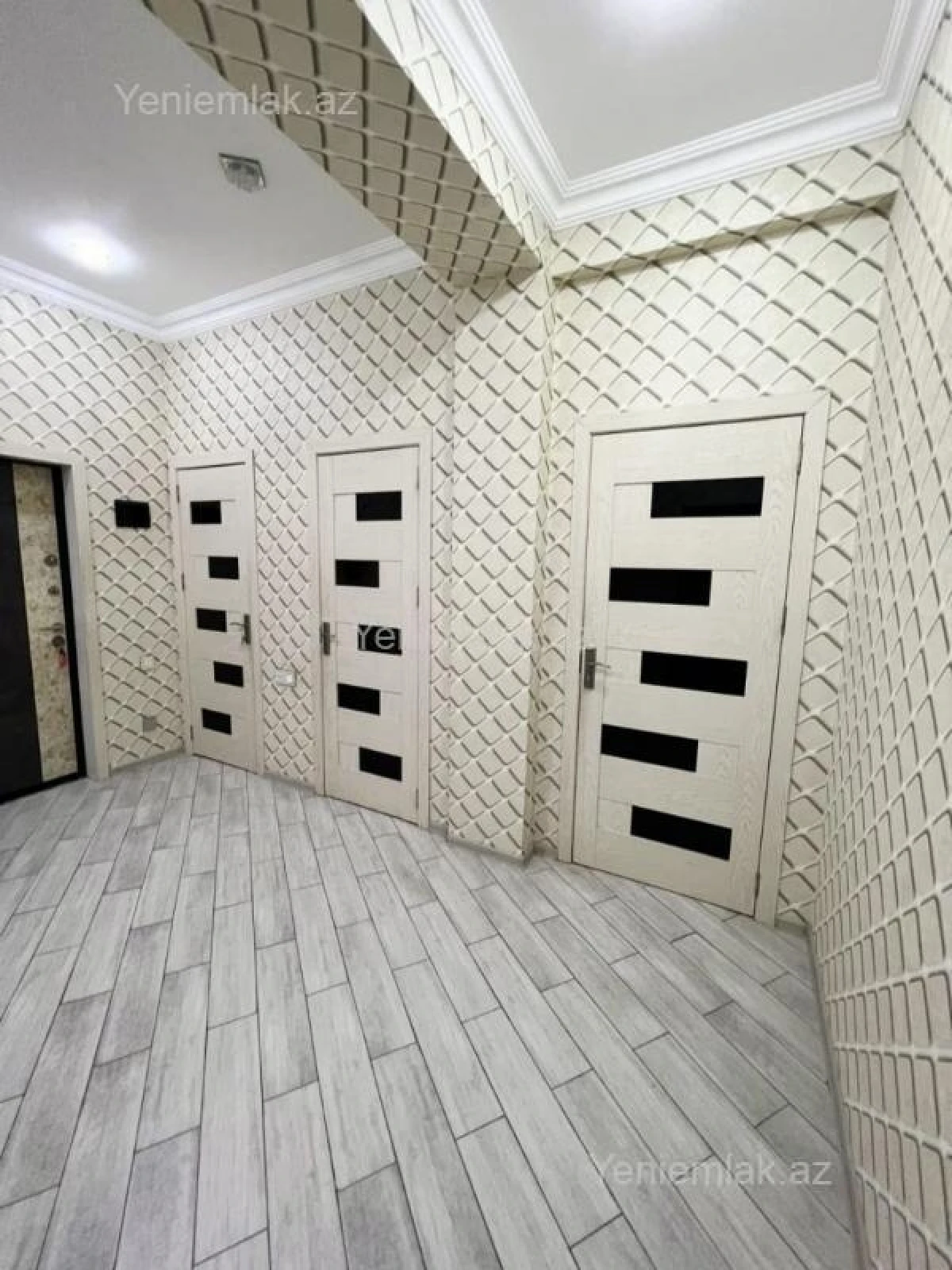 Satılır 2 otaqlı yeni tikili 75 m²