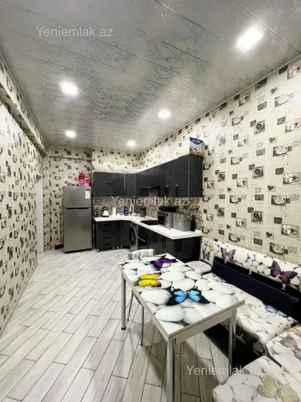 Satılır 2 otaqlı yeni tikili 75 m²