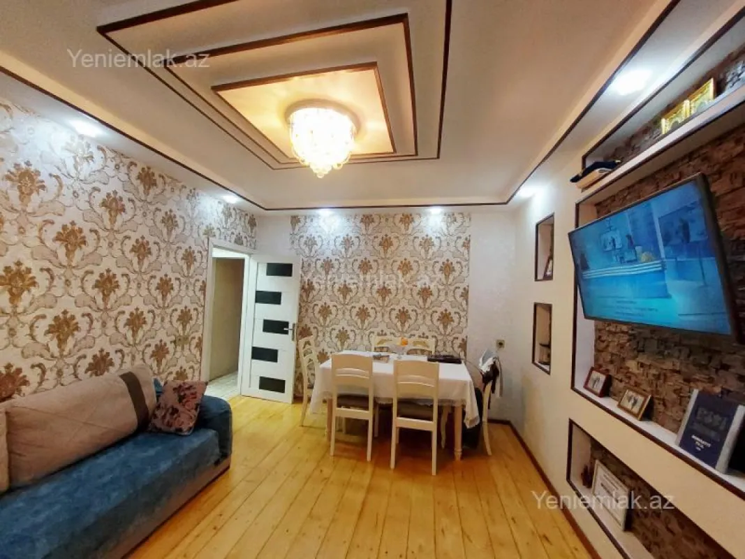 Satılır 2 otaqlı köhnə tikili 58 m²