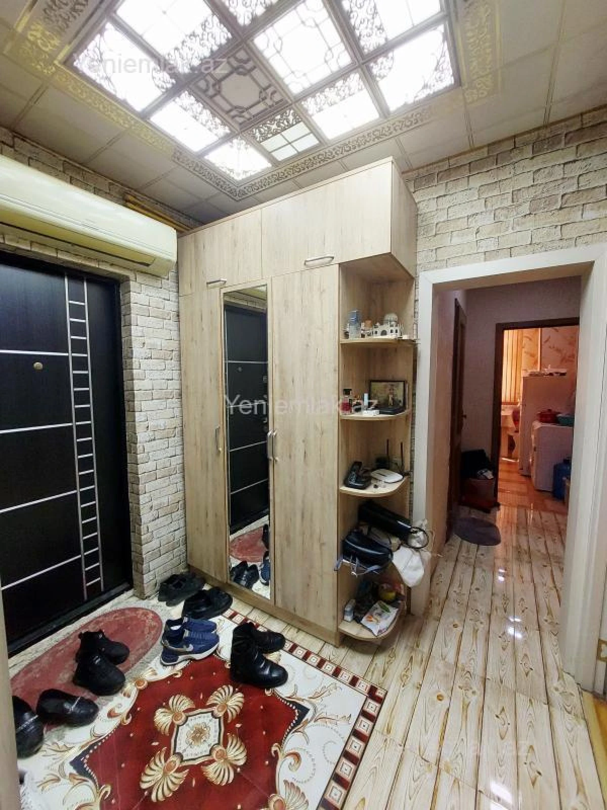 Satılır 2 otaqlı köhnə tikili 58 m²