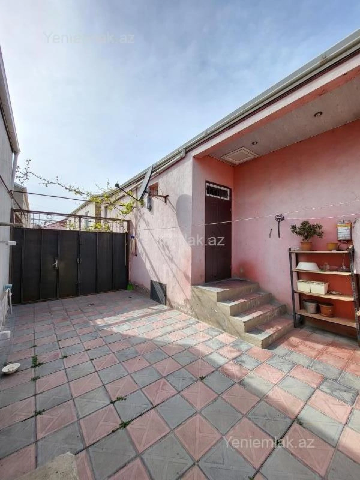 Satılır 2 otaqlı həyət evi 50 m²