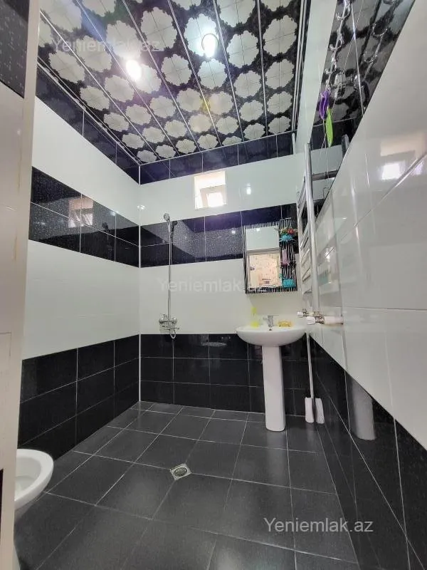 Satılır 2 otaqlı həyət evi 50 m²