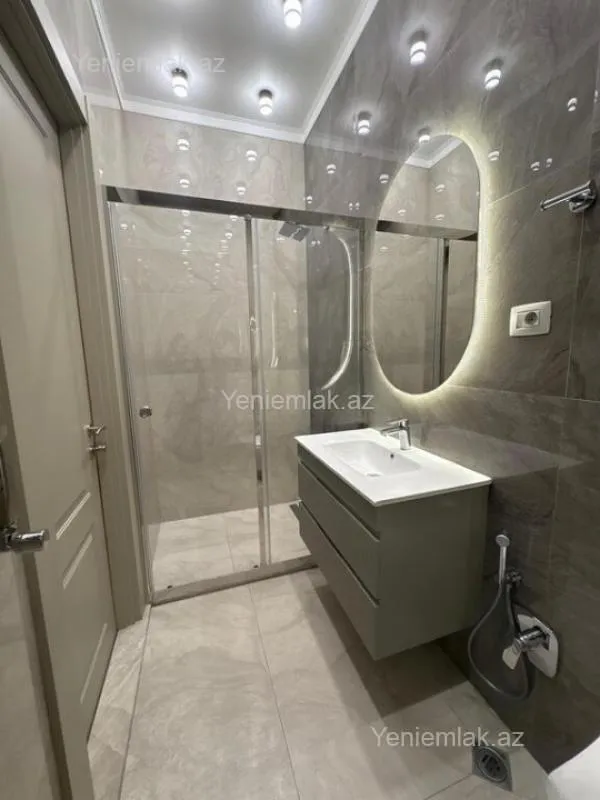 Satılır 4 otaqlı yeni tikili 120 m²